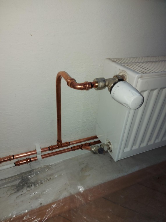 Ústřední a podlahové vytápění